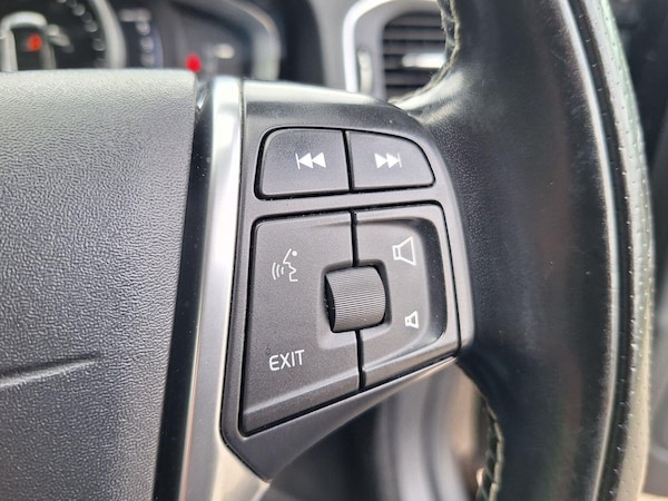 Used Volvo V60 2018 for sale - 76177073: Photo 31