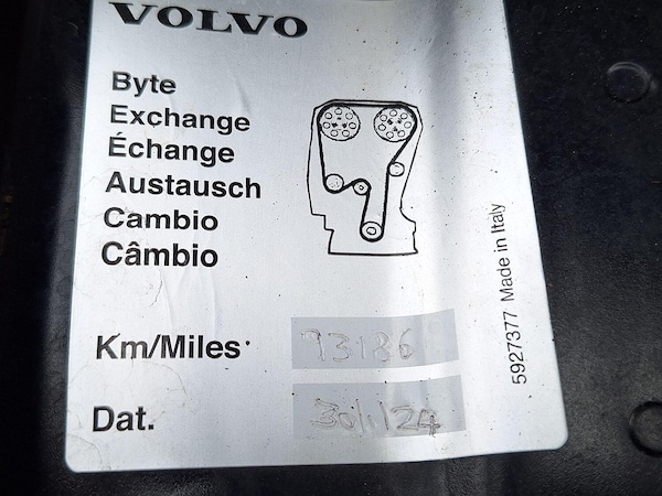 Used Volvo V60 2018 for sale - 76177073: Photo 35