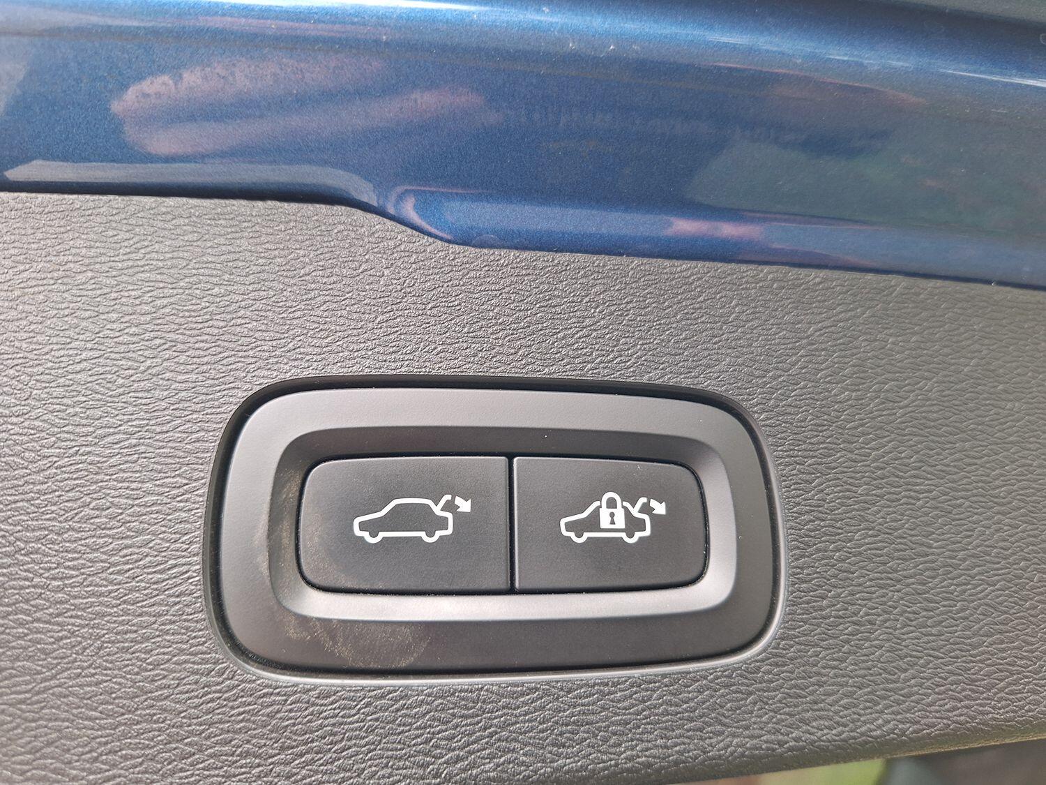 Used Volvo V60 2019 for sale - 76305528: Photo 10