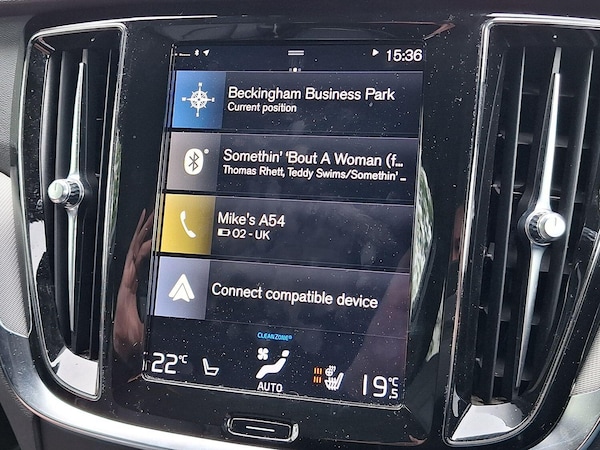 Used Volvo V60 2019 for sale - 76305528: Photo 13