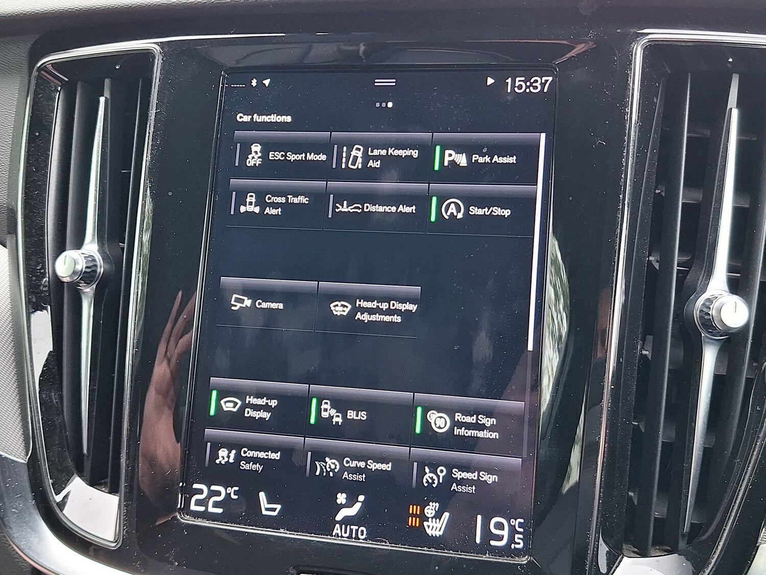 Used Volvo V60 2019 for sale - 76305528: Photo 15