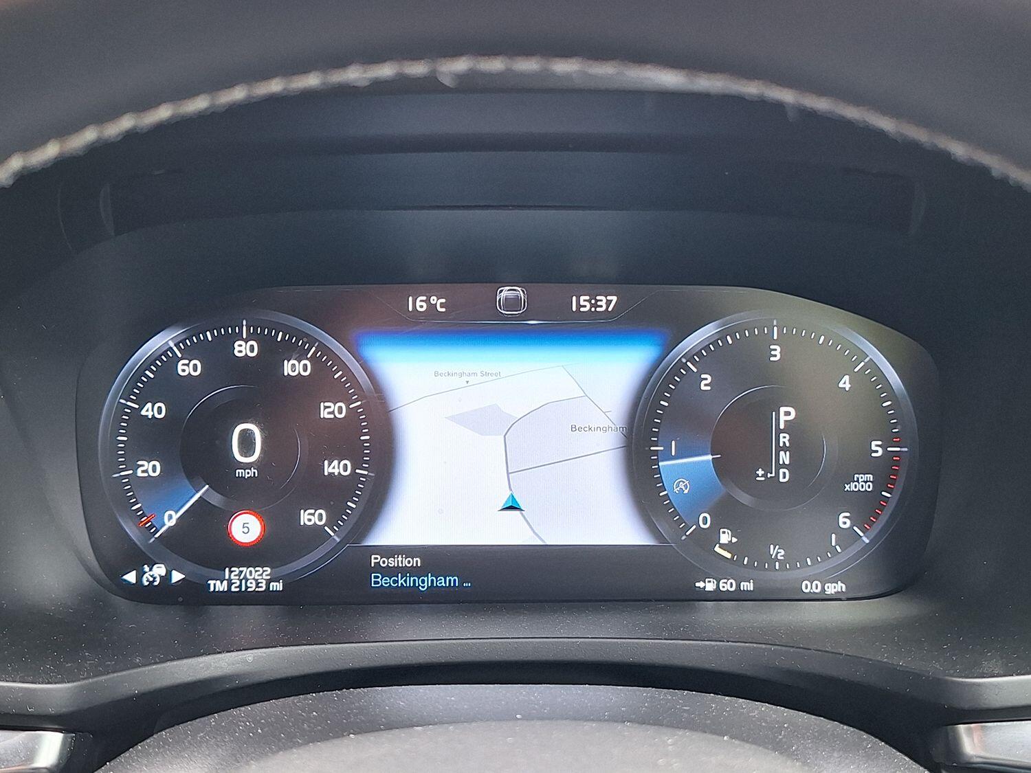 Used Volvo V60 2019 for sale - 76305528: Photo 17