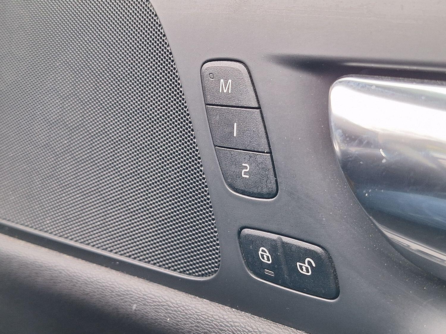 Used Volvo V60 2019 for sale - 76305528: Photo 18