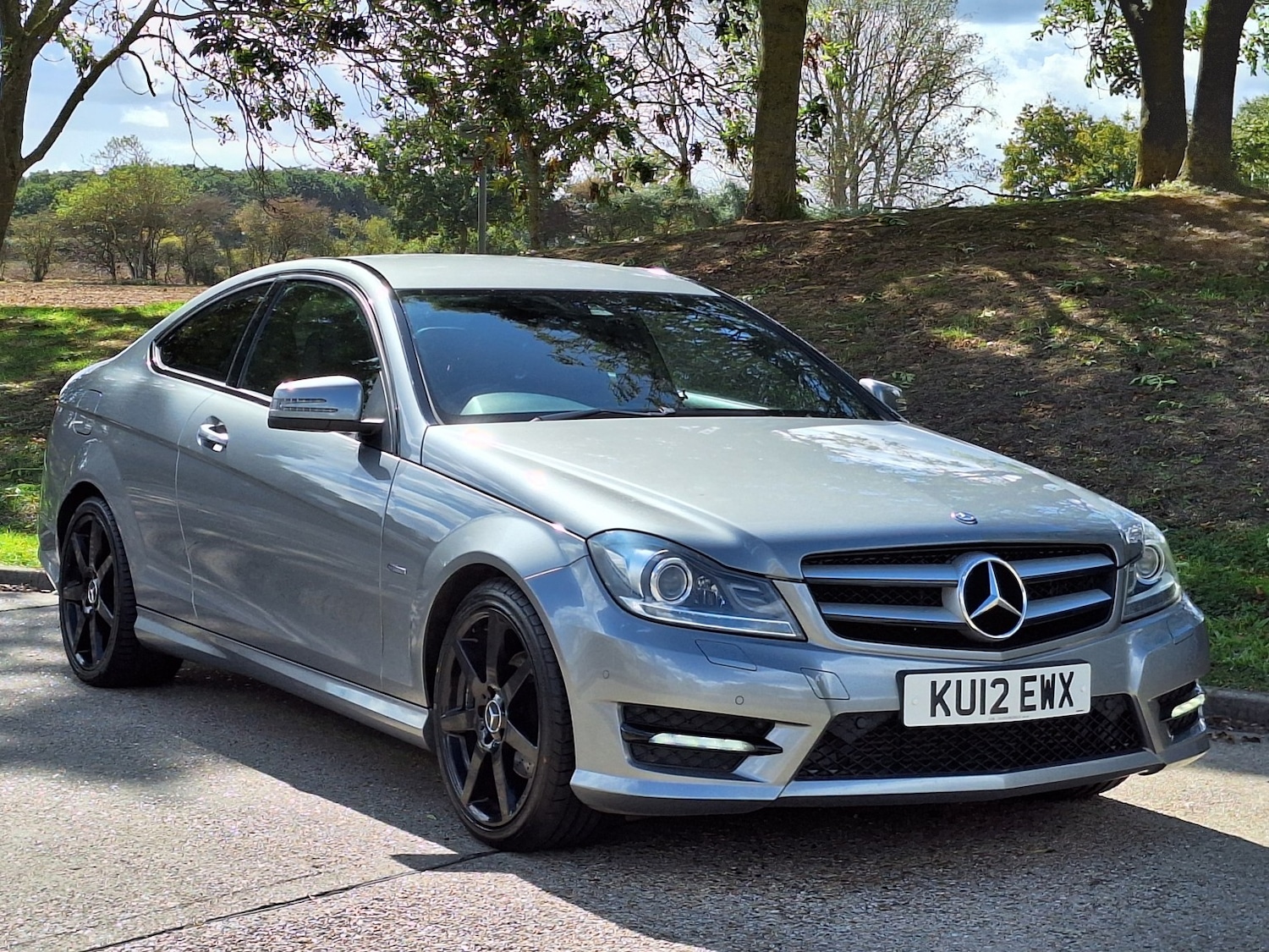 Used Mercedes-Benz C Class 2012 for sale - 76643316: Photo 4