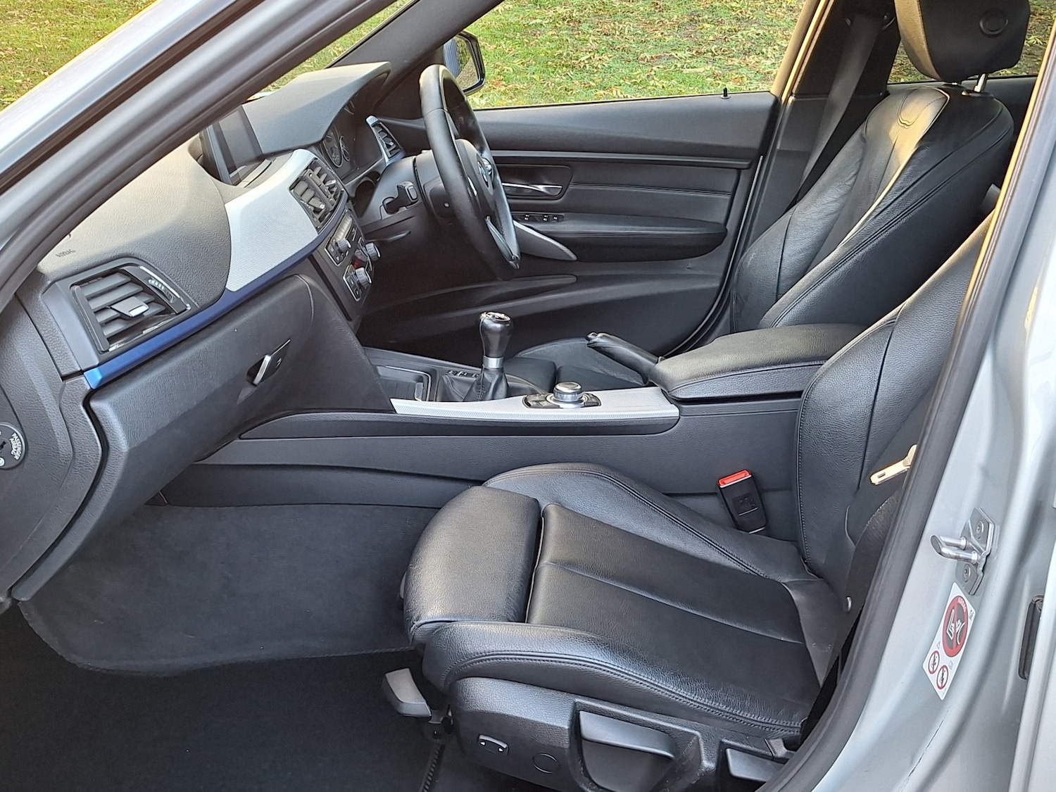 Used BMW 3 Series 2015 for sale - 76402204: Photo 10