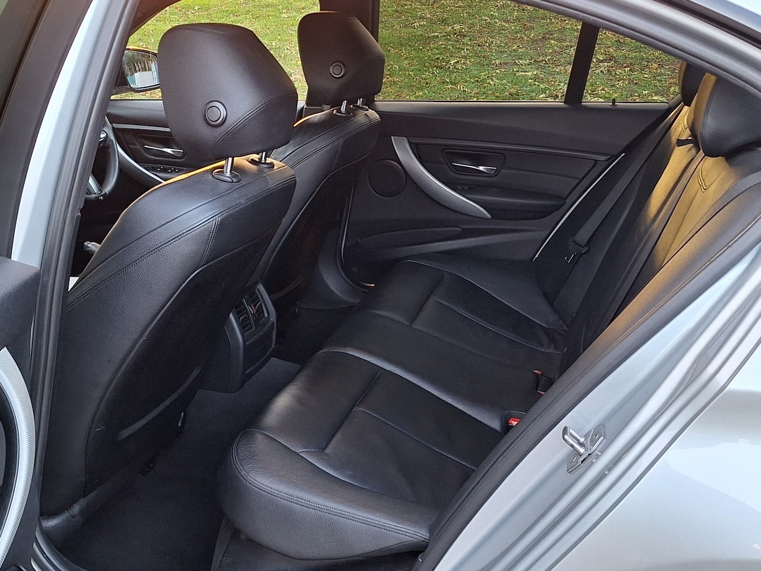 Used BMW 3 Series 2015 for sale - 76402204: Photo 11