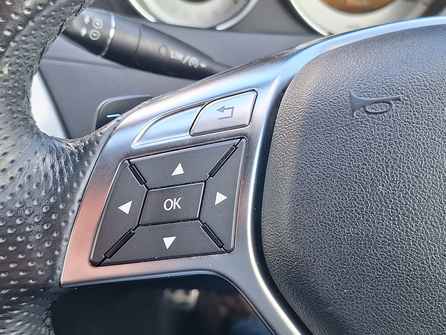 Used Mercedes-Benz C Class 2012 for sale - 76769859: Photo 18