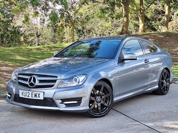 Used Mercedes-Benz C Class 2012 for sale - 76769859: Photo