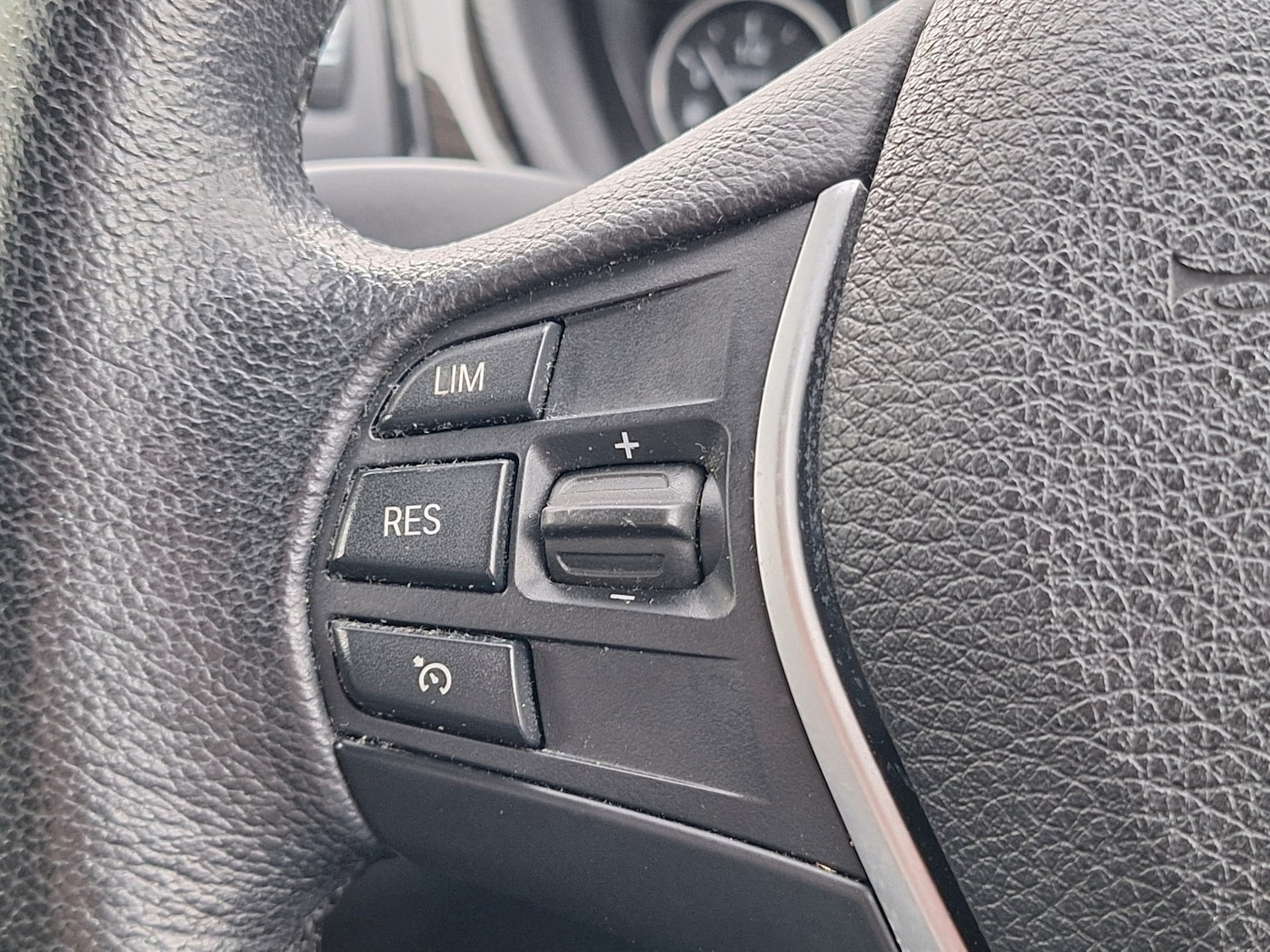 Used BMW 3 Series 2015 for sale - 76358197: Photo 20