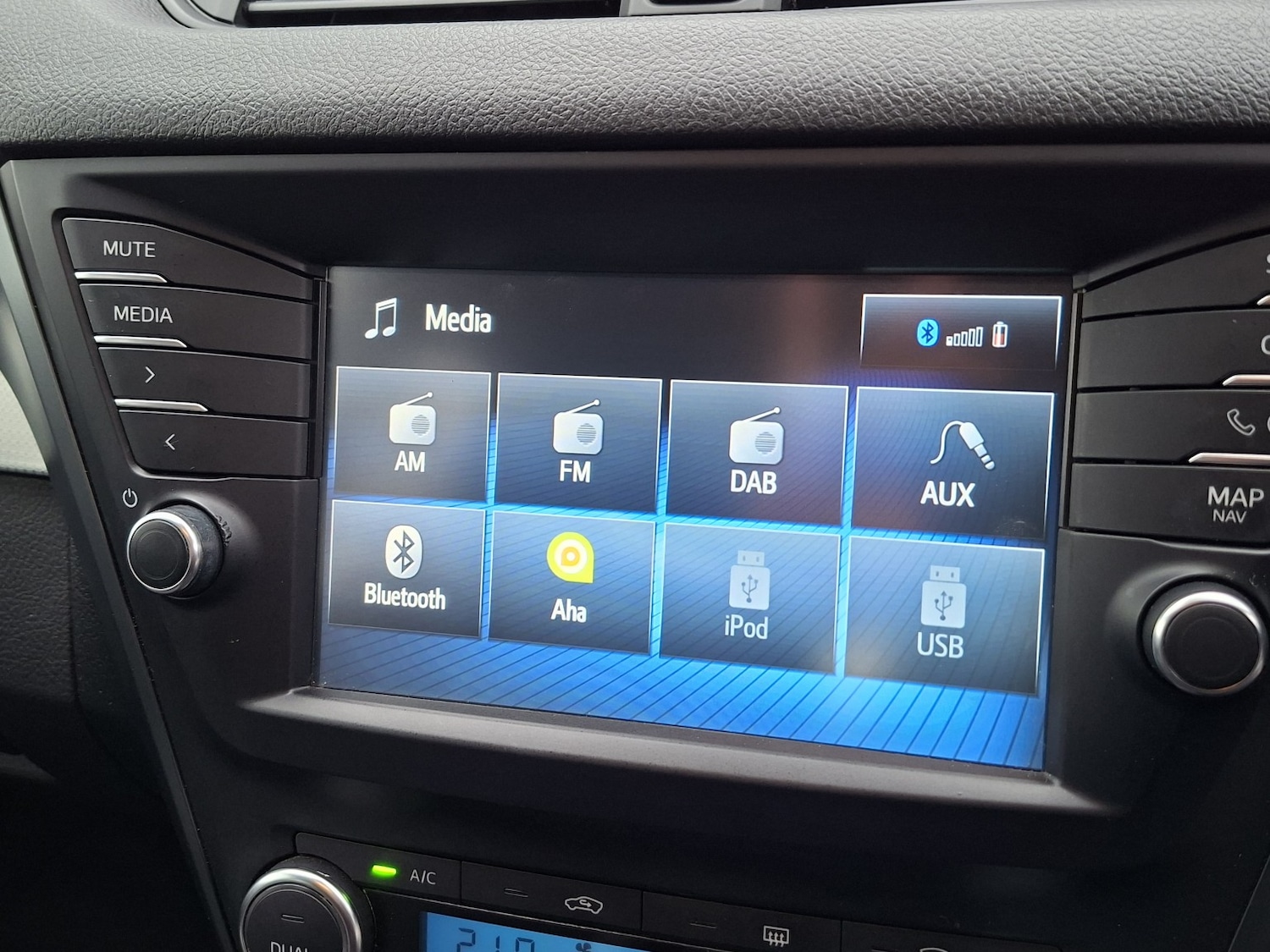 Used Toyota Avensis 2017 for sale - 77694310: Photo 19