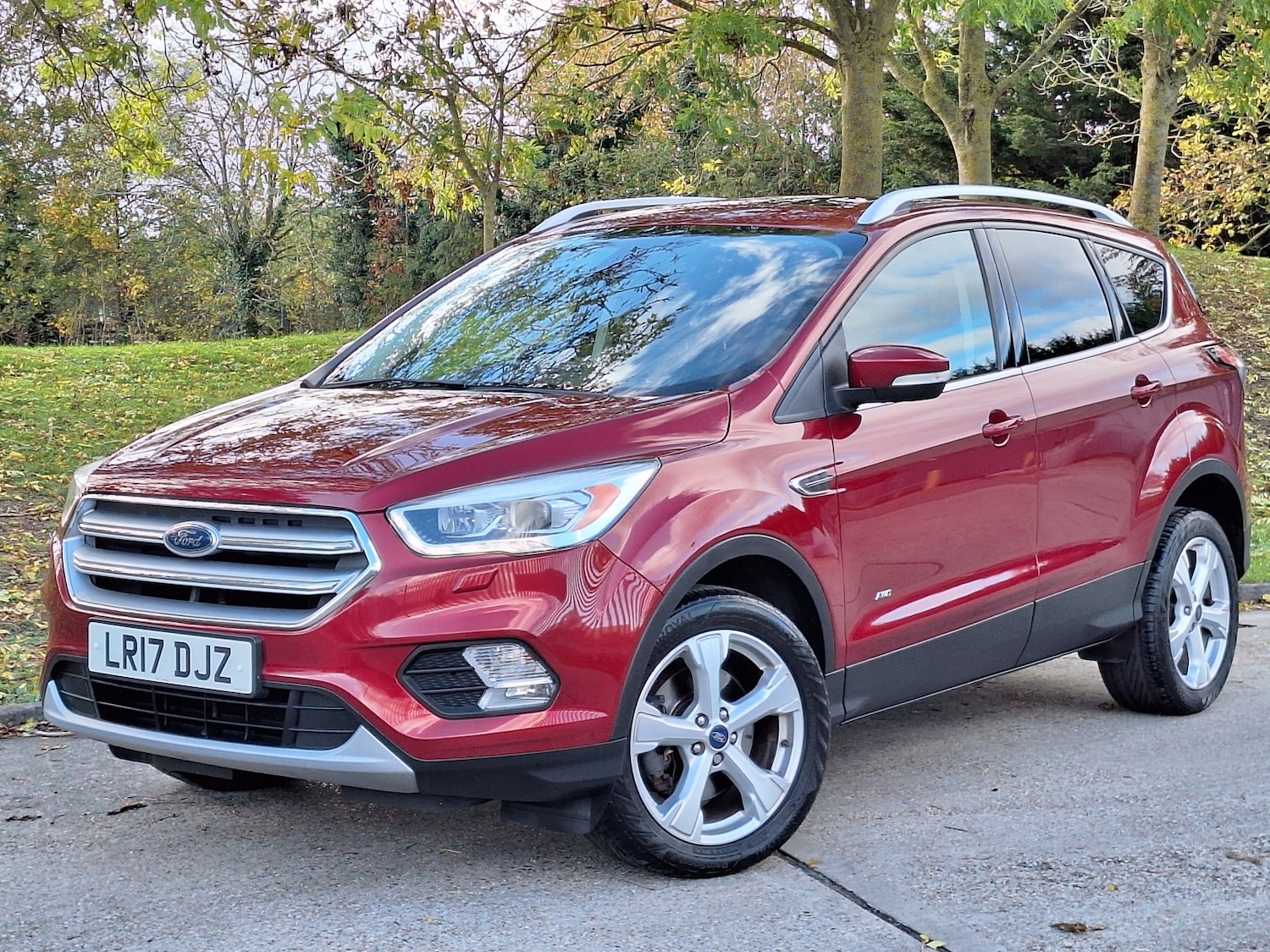 Used Ford Kuga 2017 for sale - 76376939: Photo 1