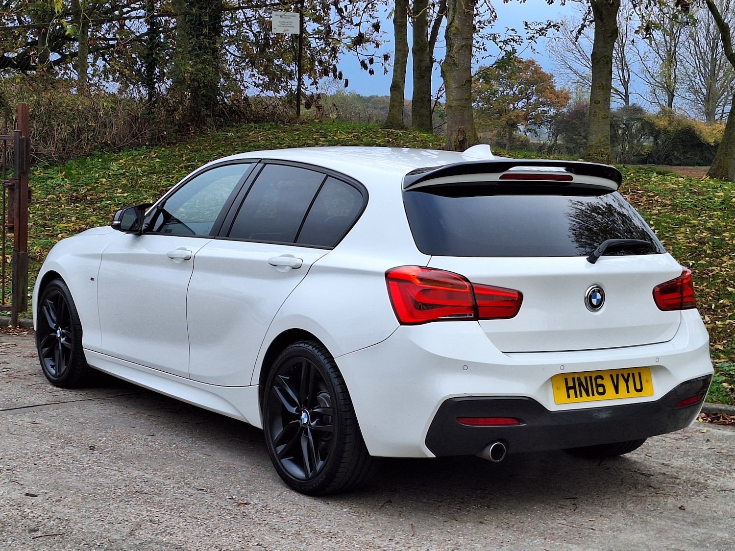 Used BMW 1 Series 2016 for sale - 76521131: Photo 2