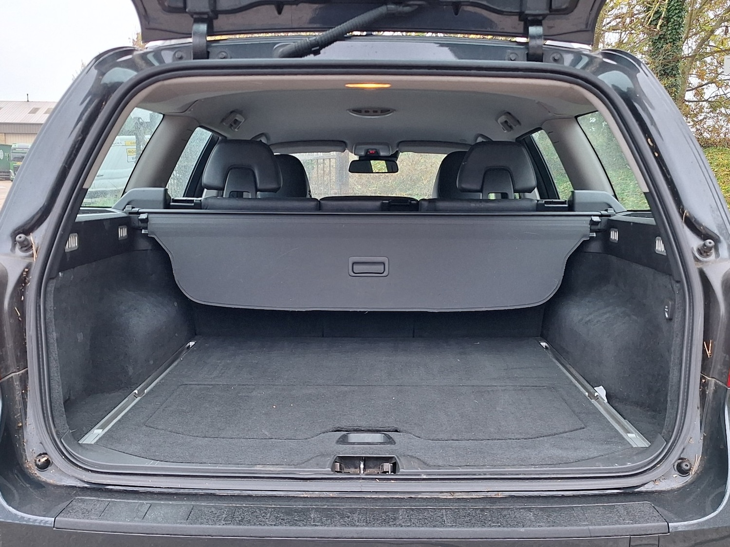 Used Volvo V70 2013 for sale - 76521117: Photo 11