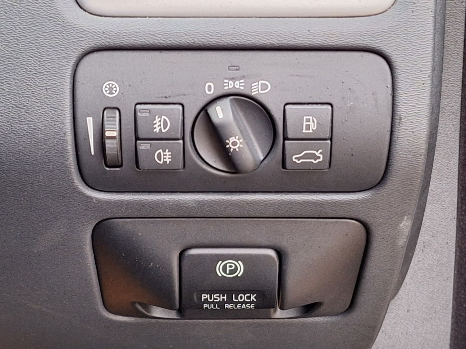 Used Volvo V70 2013 for sale - 76521117: Photo 21