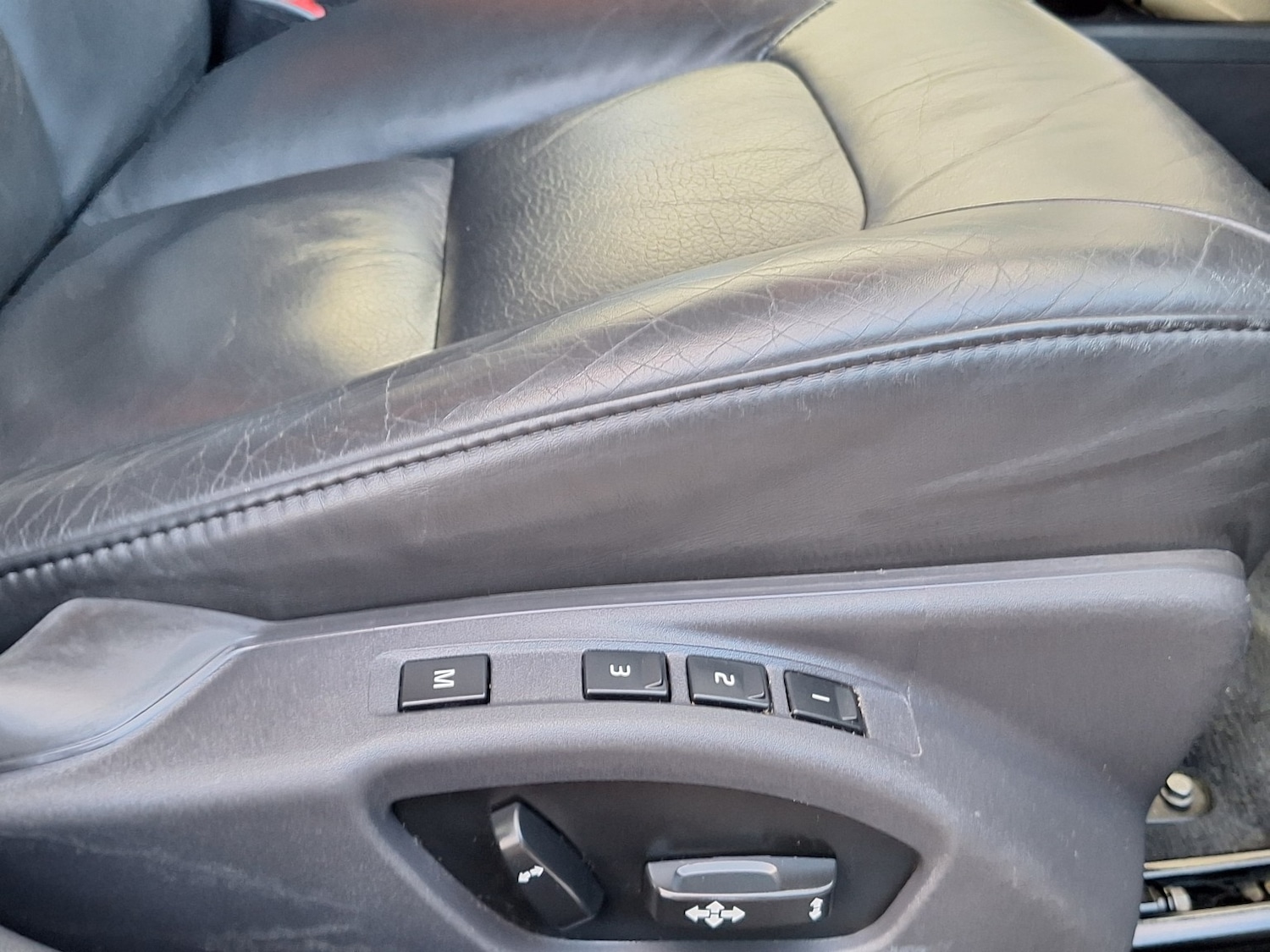 Used Volvo V70 2013 for sale - 76521117: Photo 24