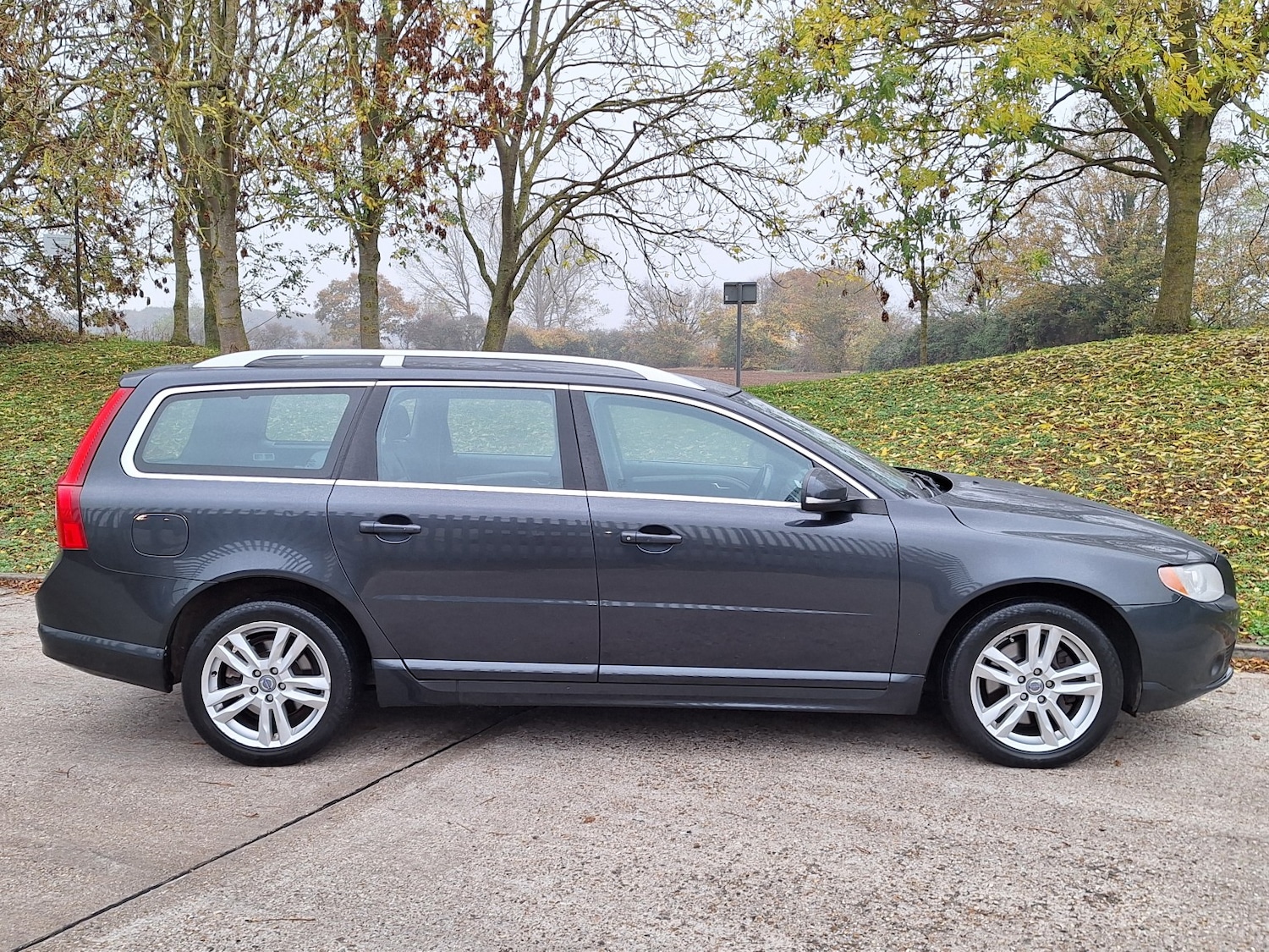 Used Volvo V70 2013 for sale - 76521117: Photo 6