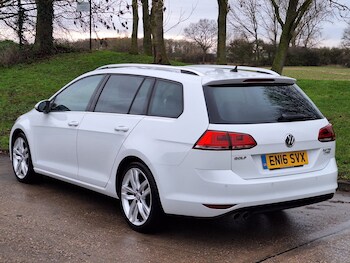 Used Volkswagen Golf 2016 for sale - 77277416: Photo