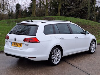 Used Volkswagen Golf 2016 for sale - 77277416: Photo