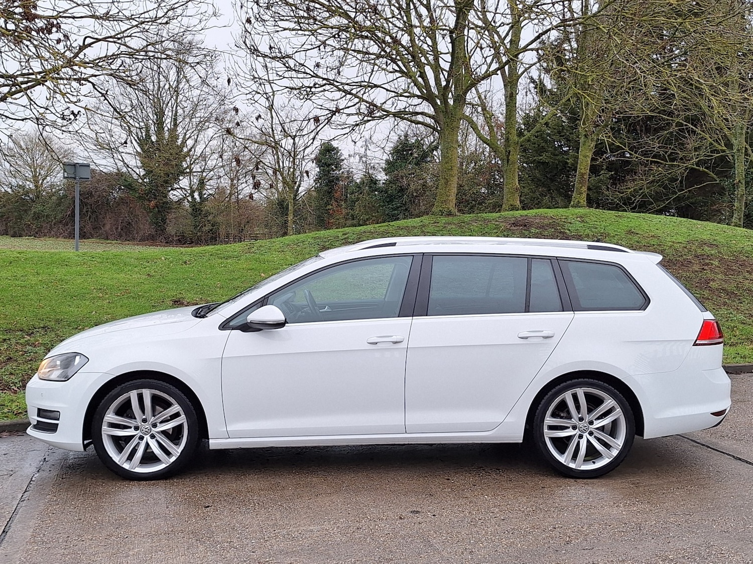 Used Volkswagen Golf 2016 for sale - 77277416: Photo 5