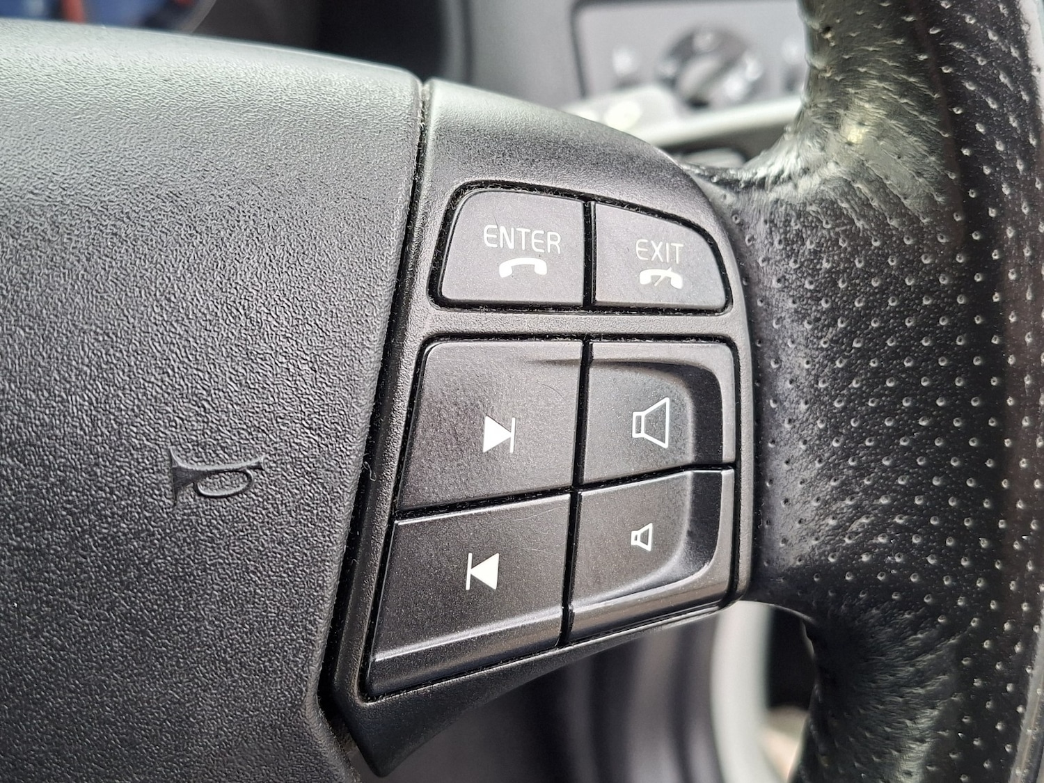 Used Volvo C30 2013 for sale - 77881033: Photo 22