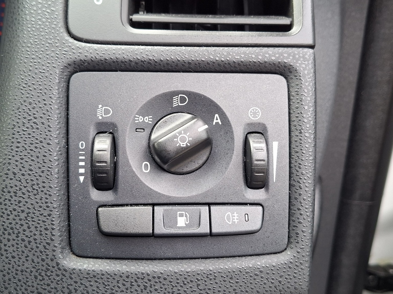 Used Volvo C30 2013 for sale - 77881033: Photo 24