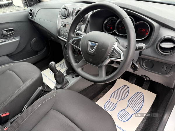 Used Dacia Sandero 2018 for sale - 77785143: Photo 2