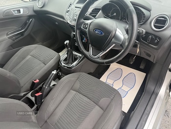 Used Ford Fiesta 2015 for sale - 78319792: Photo