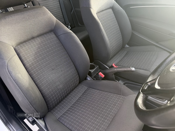 Used Volkswagen Polo 2015 for sale - 77102125: Photo 9