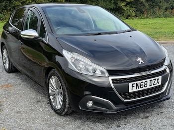 Used Peugeot 208 2018 for sale - 79472616: Photo