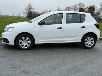 Used Dacia Sandero 2018 for sale - 79083959: Photo
