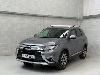 Used Mitsubishi Outlander 2016 for sale - 79099253: Photo