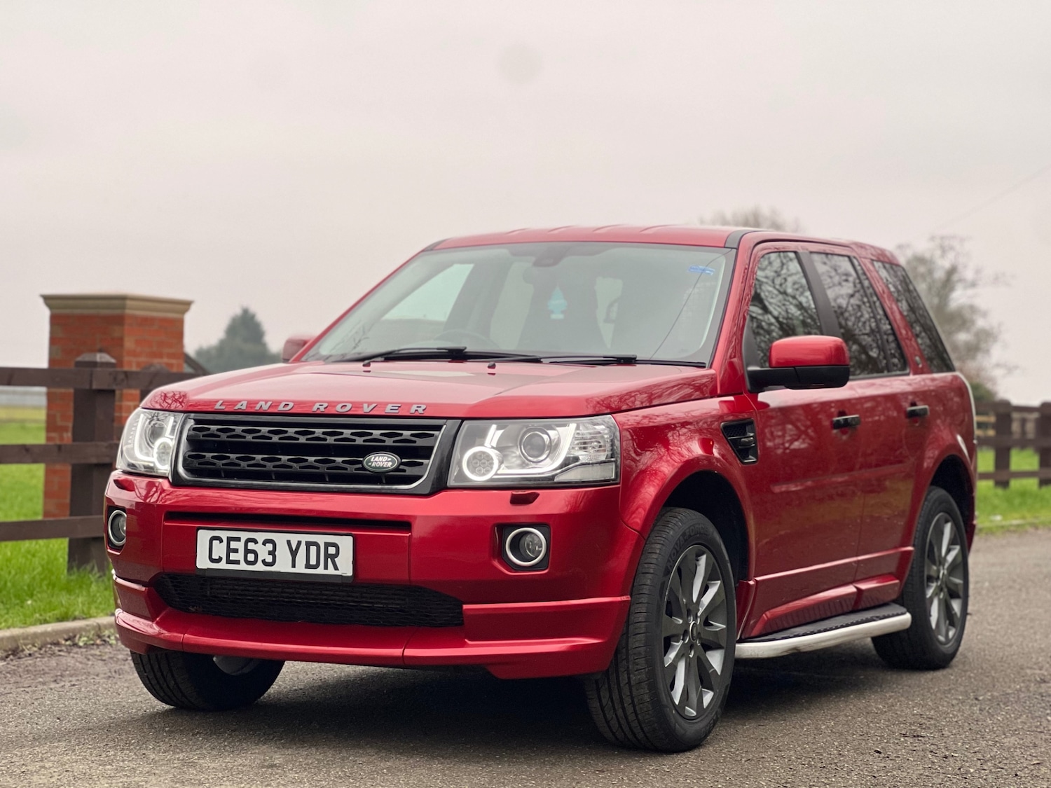 Used Land Rover Freelander 2013 for sale - 77536124: Photo 2