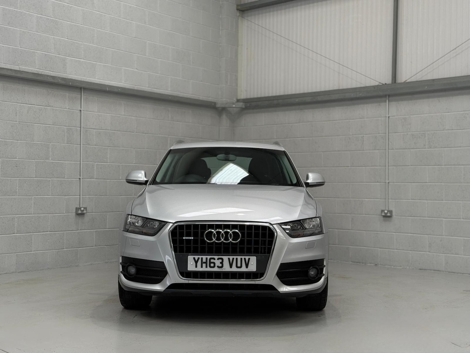 Used Audi Q3 2013 for sale - 77988536: Photo 2
