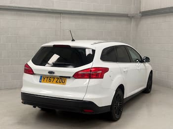Used Ford Focus 2017 for sale - 79732076: Photo