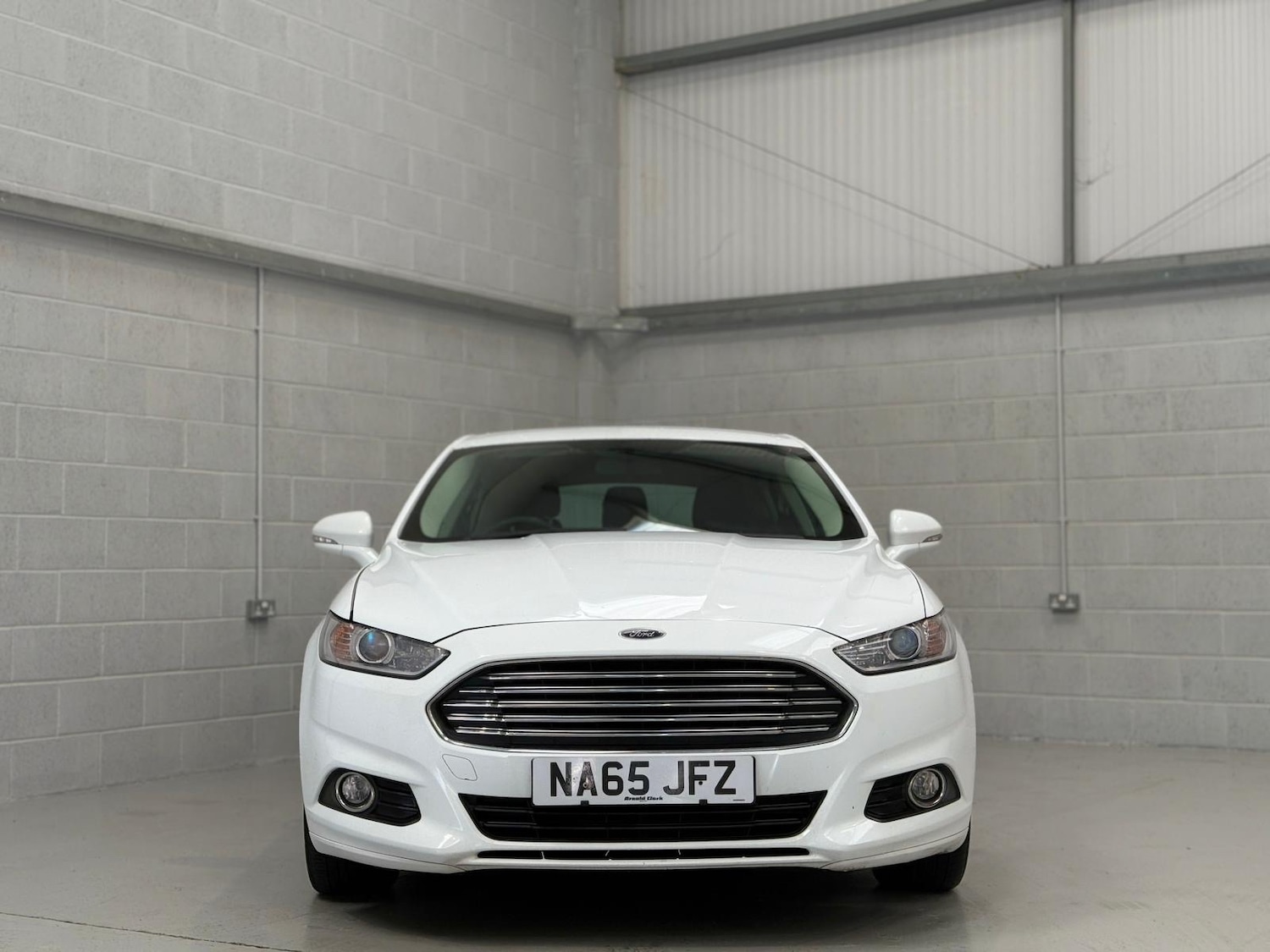 Used Ford Mondeo 2015 for sale - 77763065: Photo 2
