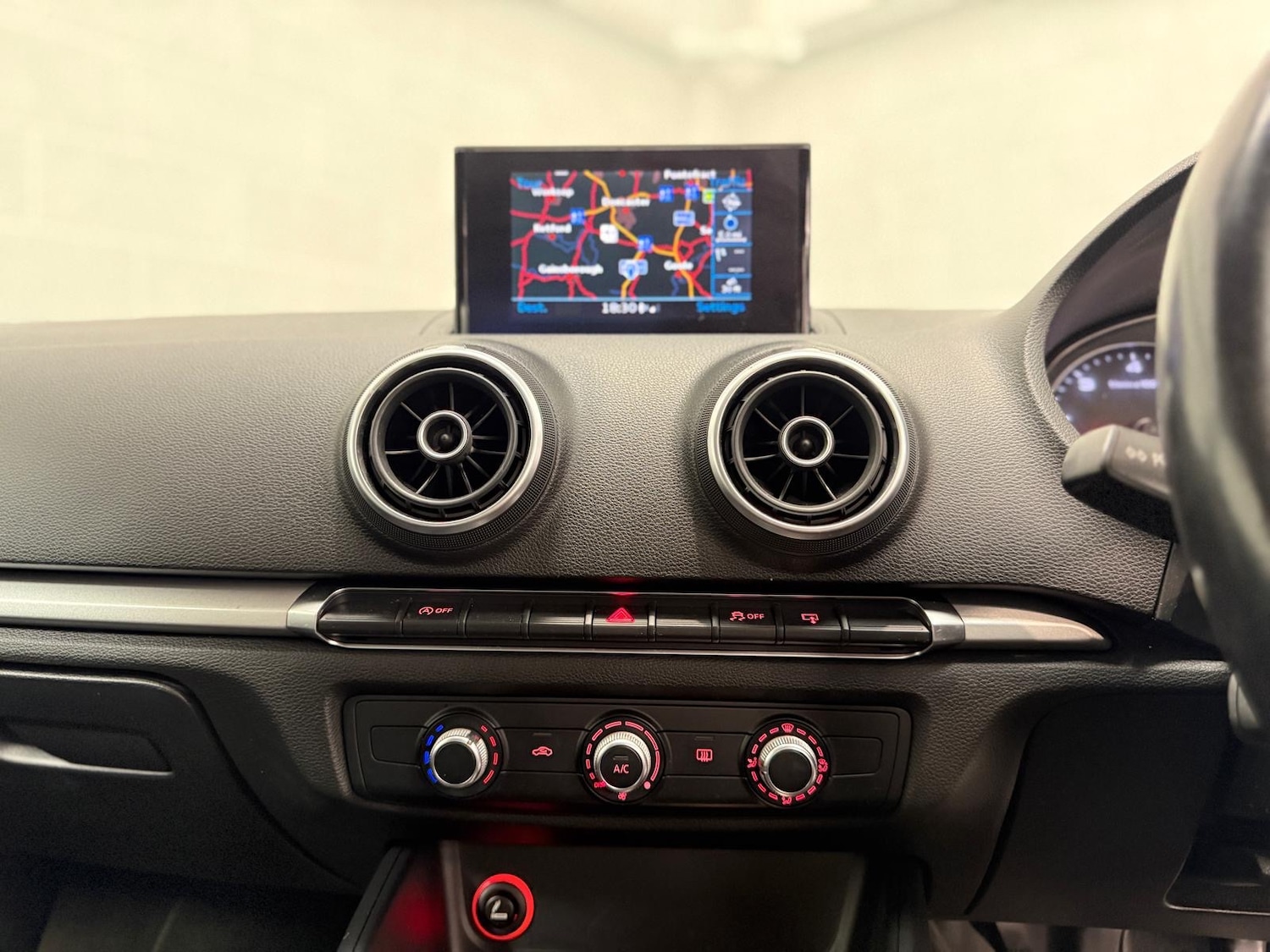 Used Audi A3 2015 for sale - 78163553: Photo 11