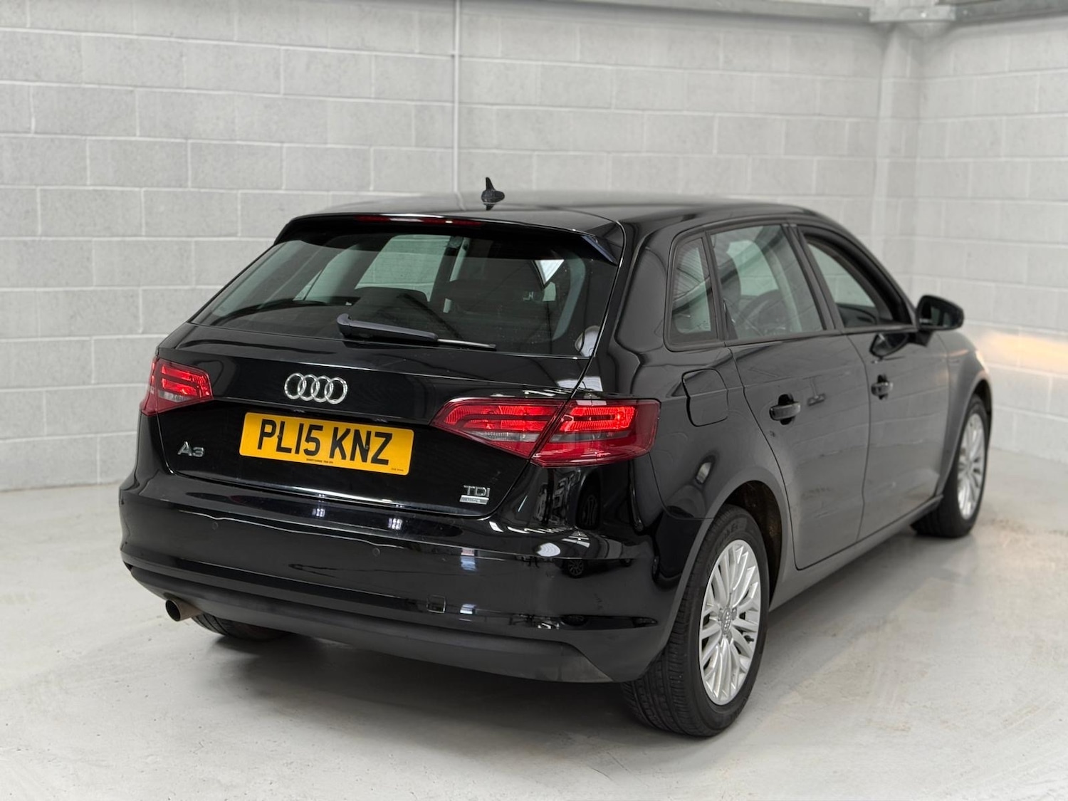 Used Audi A3 2015 for sale - 78163553: Photo 5