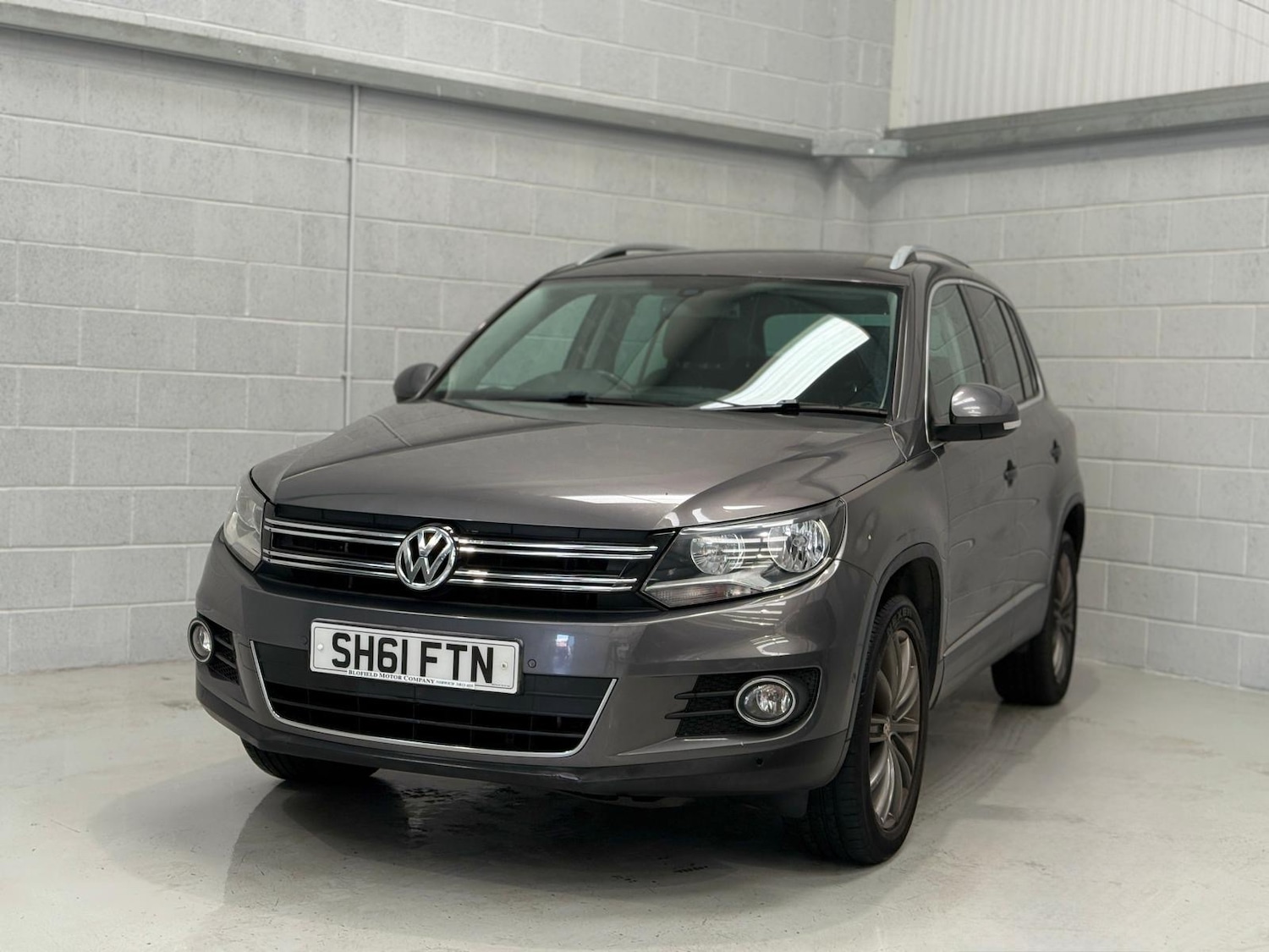 Used Volkswagen Tiguan 2011 for sale - 78169039: Photo 3
