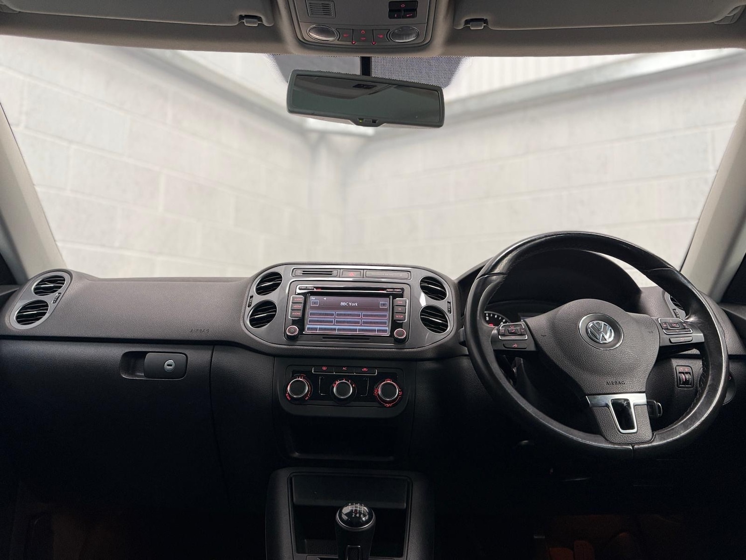 Used Volkswagen Tiguan 2011 for sale - 78169039: Photo 8