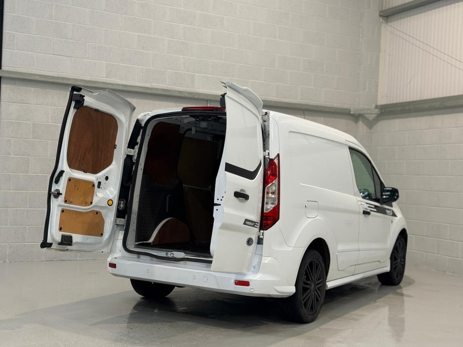 Used Ford Transit Connect 2020 for sale - 77833996: Photo 9