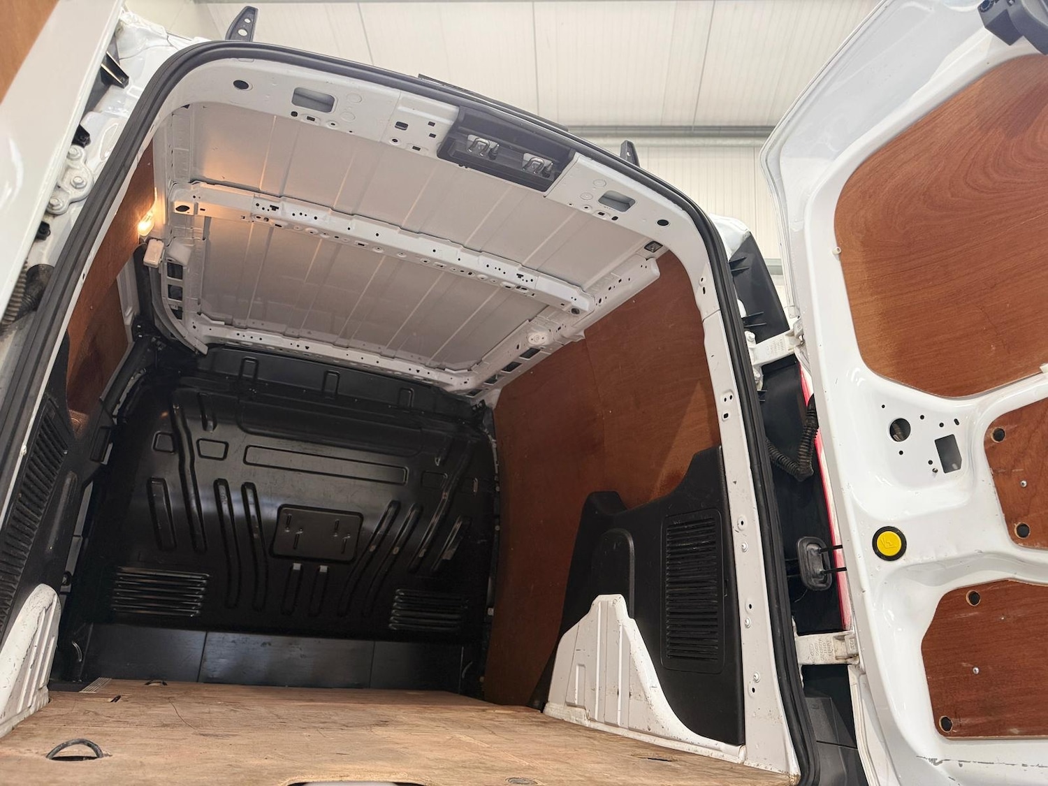 Used Ford Transit Connect 2015 for sale - 77775916: Photo 9