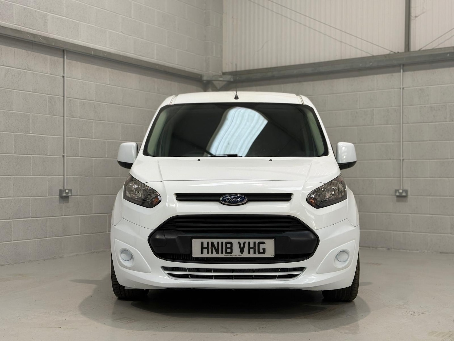 Used Ford Transit Connect 2018 for sale - 77915486: Photo 2