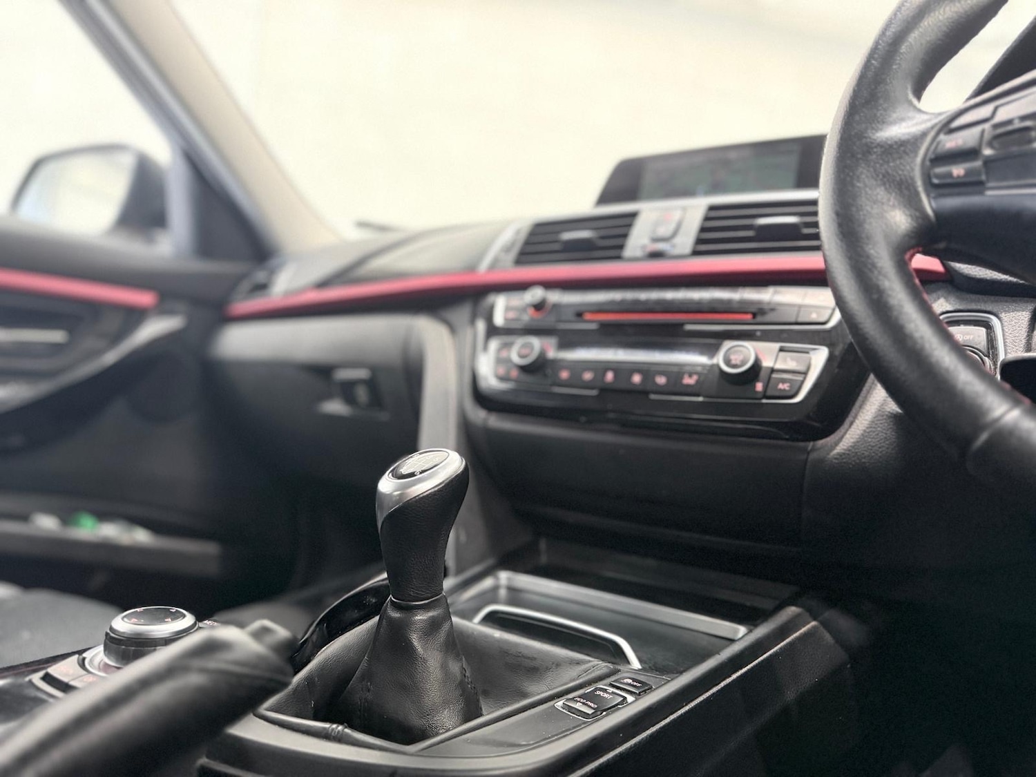 Used BMW 3 Series 2015 for sale - 77508786: Photo 12