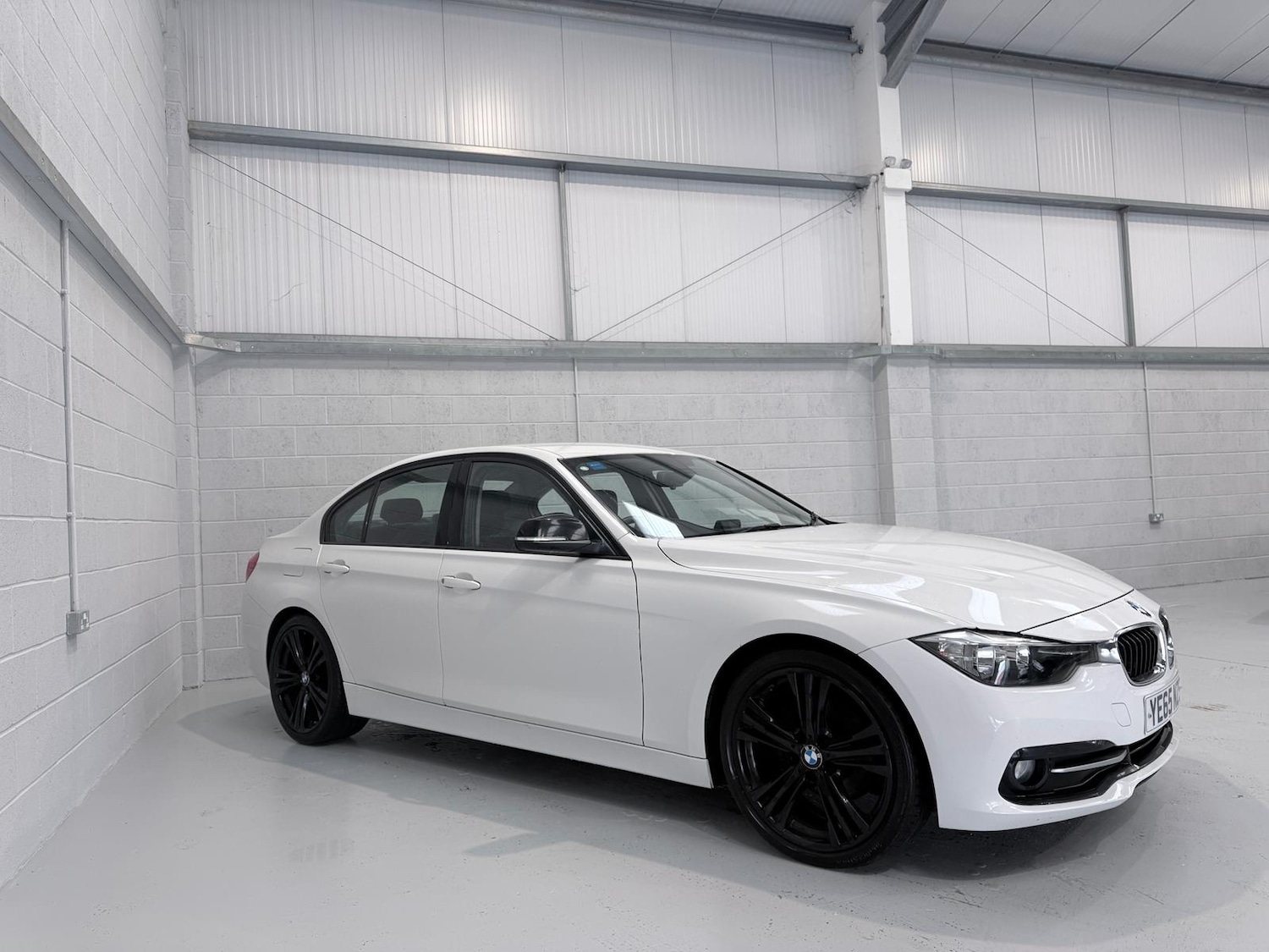 Used BMW 3 Series 2015 for sale - 77508786: Photo 4