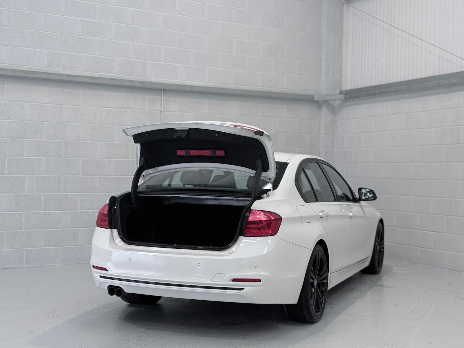 Used BMW 3 Series 2015 for sale - 77508786: Photo 9