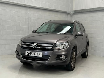 Used Volkswagen Tiguan 2011 for sale - 78259130: Photo