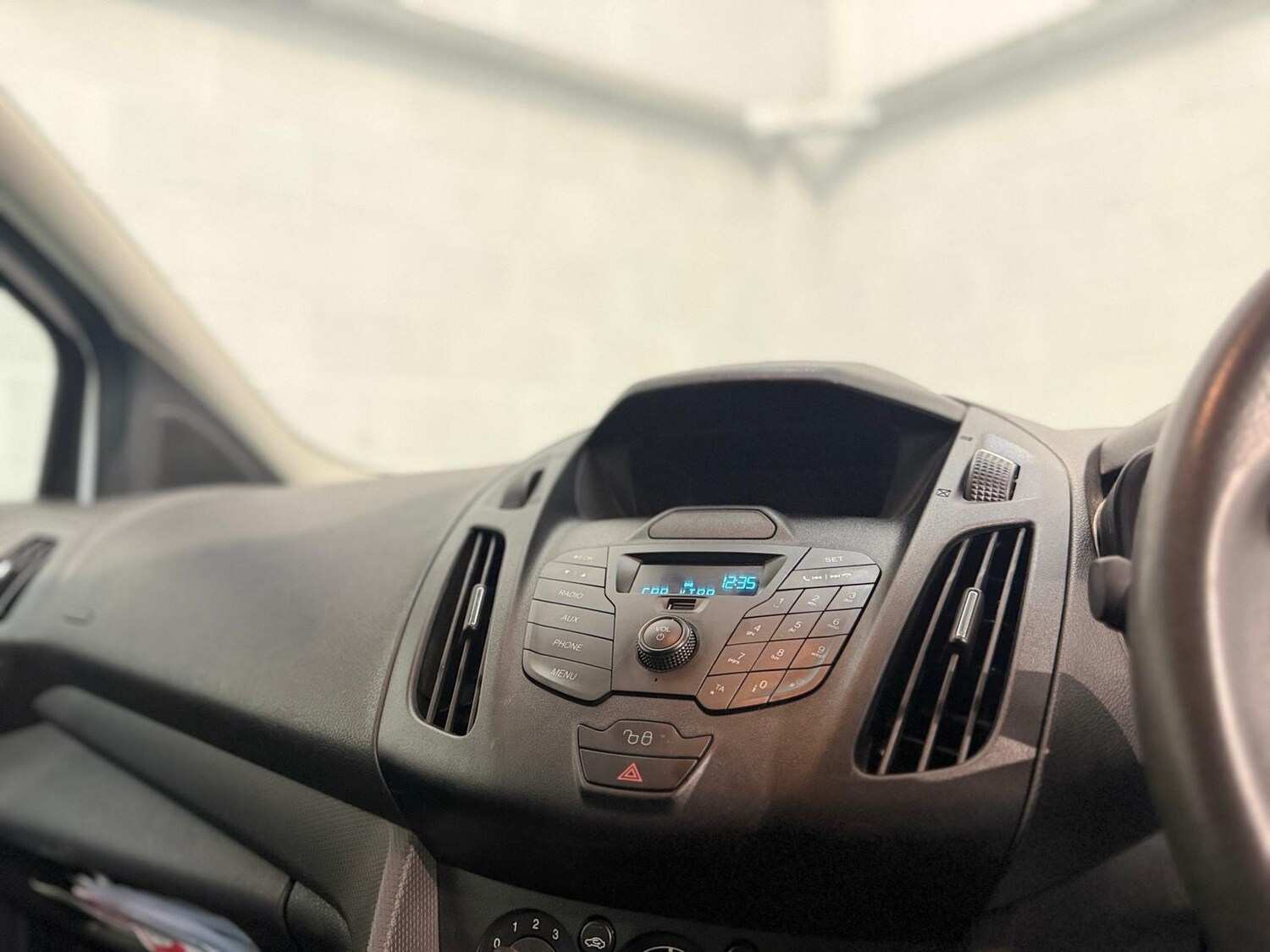 Used Ford Transit Connect 2015 for sale - 77915469: Photo 11