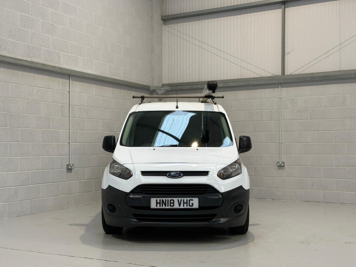 Used Ford Transit Connect 2018 for sale - 77609847: Photo 2