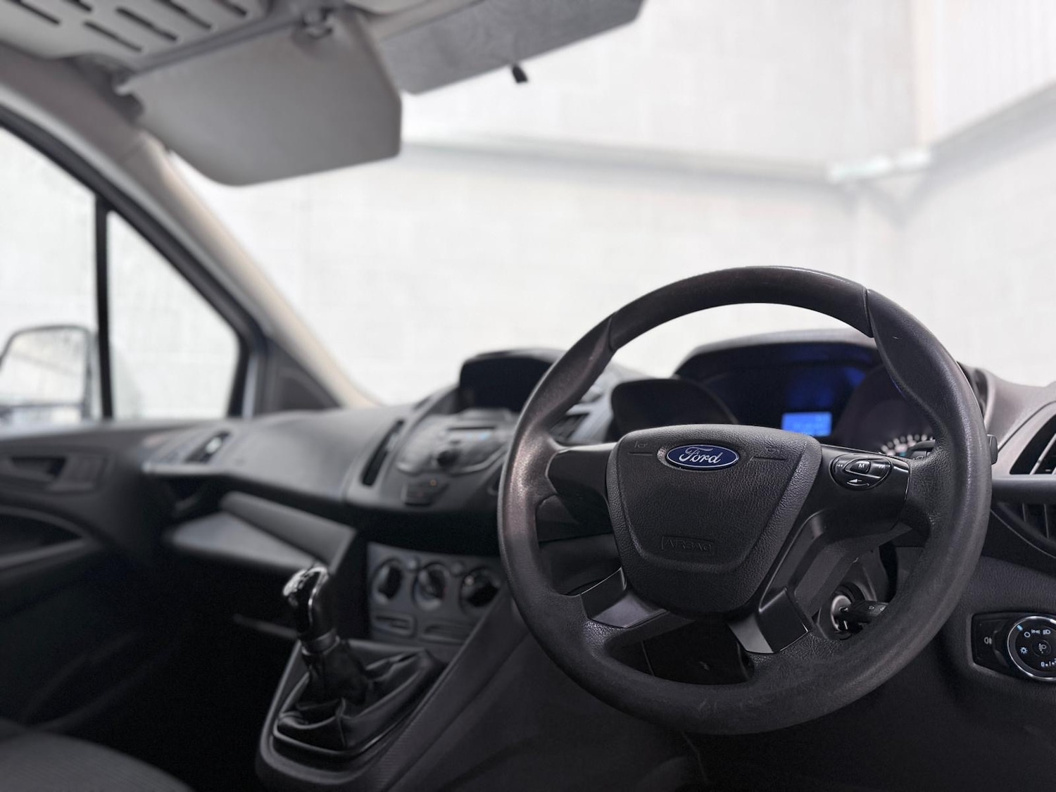 Used Ford Transit Connect 2018 for sale - 77609847: Photo 8