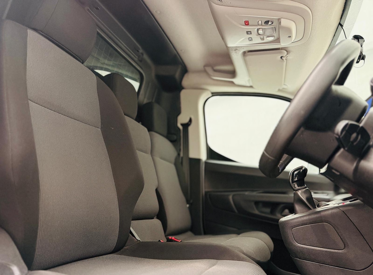 Used Peugeot Partner 2020 for sale - 78151053: Photo 12